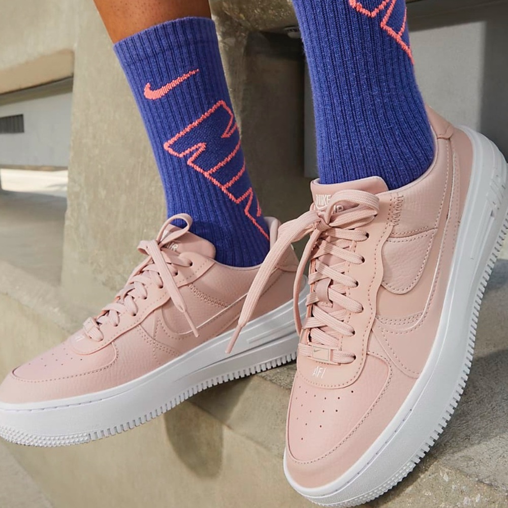 Nike Air Force 1s. Pink Oxford Platforms. Women's size 8. Never worn.